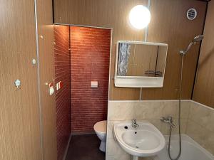 Pronájem bytu 2+kk, Liberec, Dobiášova, 44 m2