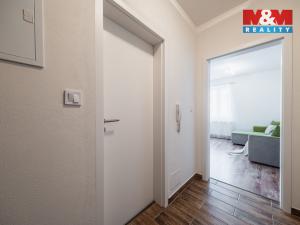 Pronájem bytu 1+kk, Velký Osek, U hřiště, 38 m2