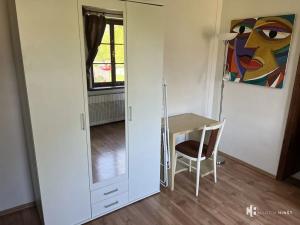 Pronájem bytu 1+1, Praha - Dolní Počernice, Úpická, 32 m2