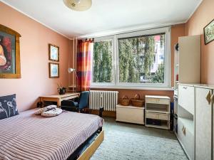Prodej bytu 3+1, Praha - Prosek, Kytlická, 70 m2