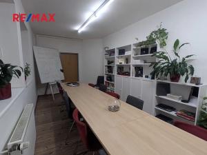 Pronájem kanceláře, Praha - Strašnice, Světická, 185 m2