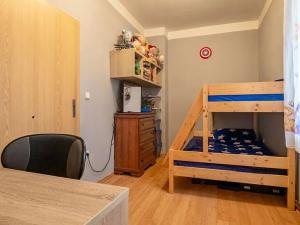 Prodej činžovního domu, Sadská, Husova, 306 m2