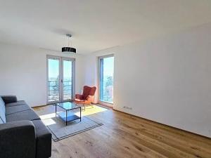 Pronájem bytu 3+kk, Praha, U Dívčích hradů, 123 m2