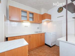 Prodej bytu 3+1, Pardubice, Valčíkova, 70 m2