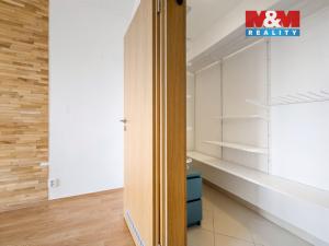 Pronájem bytu 2+kk, Praha - Hloubětín, Nademlejnská, 49 m2