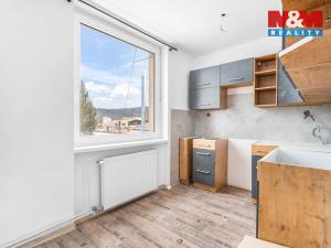 Prodej bytu 4+1, Jablonec nad Nisou, Vlaštovčí, 79 m2