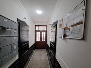 Pronájem bytu 2+1, Praha - Žižkov, Roháčova, 80 m2