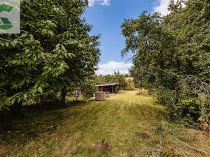 Prodej pozemku pro bydlení, Charváty, 863 m2