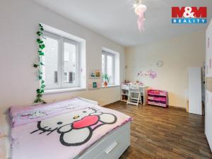 Prodej bytu 4+1, Karlovy Vary, Sládkova, 94 m2