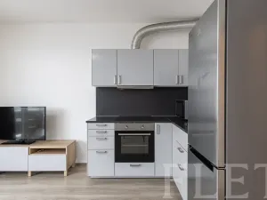 Pronájem bytu 1+kk, Praha - Stodůlky, Toufarova, 33 m2