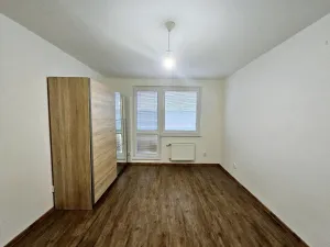 Pronájem bytu 3+1, Třebíč - Nové Dvory, Jar. Haška, 72 m2