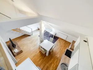 Pronájem bytu 3+kk, Praha - Nové Město, Trojická, 72 m2