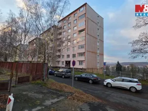 Pronájem bytu 1+1, Karlovy Vary - Rybáře, Klínovecká, 39 m2