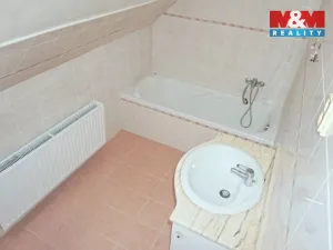 Prodej rodinného domu, Kravaře, Pod Lipou, 250 m2