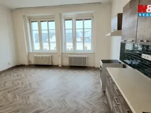 Pronájem bytu 2+kk, Kladno, T. G. Masaryka, 66 m2