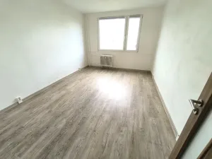 Pronájem bytu 2+1, Ústí nad Labem, Ladova, 62 m2