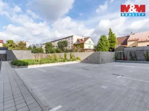 Pronájem bytu 1+kk, Plzeň - Doubravka, Dílenská, 45 m2