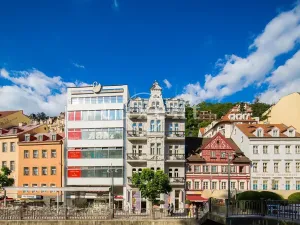 Prodej bytu 3+kk, Karlovy Vary, Vřídelní, 105 m2