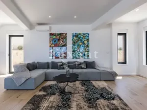 Prodej rodinného domu, Rogoznica, Chorvatsko, 270 m2