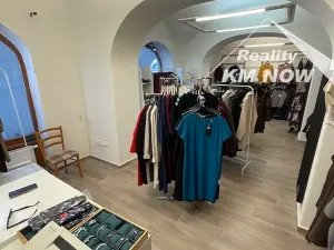 Pronájem obchodního prostoru, Kroměříž, Velké náměstí, 55 m2