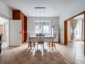 Prodej ubytování, Pardubice, Žižkova, 250 m2