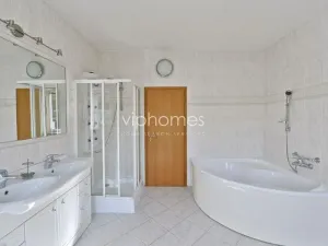 Pronájem vily, Praha - Smíchov, Nový Zlíchov, 800 m2