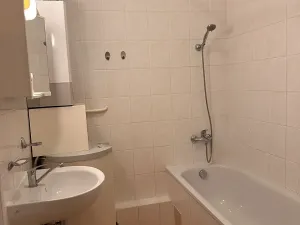 Pronájem bytu 2+kk, Praha - Vršovice, Petrohradská, 58 m2