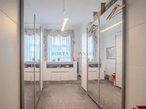 Prodej činžovního domu, Karlovy Vary, náměstí Republiky, 672 m2