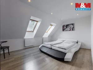 Prodej rodinného domu, Jindřichovice, 280 m2