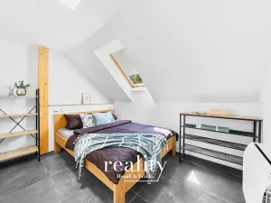 Prodej rodinného domu, Perná, 205 m2