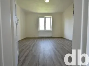 Pronájem bytu 2+1, Karlovy Vary, Slovanská, 54 m2