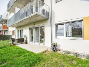 Prodej bytu 2+kk, Unhošť, U Parketárny, 60 m2