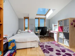 Prodej bytu 6+kk a větší, Průhonice, Uhříněveská, 264 m2