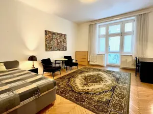 Pronájem bytu 3+kk, Praha - Vinohrady, Velehradská, 94 m2