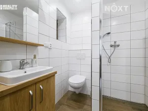 Prodej apartmánu, Račice-Pístovice, 304 m2