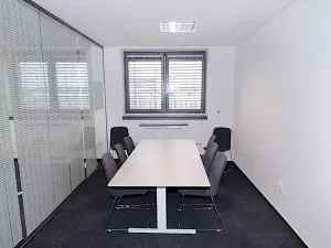 Pronájem kanceláře, Praha, 240 m2