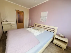 Pronájem bytu 2+kk, Louny, U Stadionu, 44 m2