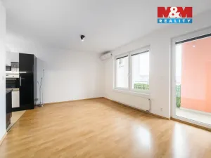 Pronájem bytu 2+kk, Praha - Hloubětín, Nademlejnská, 49 m2