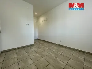 Pronájem bytu 2+kk, Praha - Libuš, U líhní, 22 m2