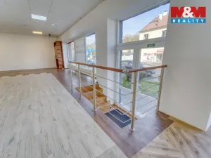 Prodej obchodního prostoru, Praha - Uhříněves, Přátelství, 280 m2