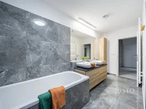 Prodej bytu 3+kk, České Budějovice, Na Zlaté stoce, 72 m2