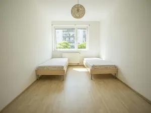 Pronájem bytu 3+1, Praha - Strašnice, Na palouku, 100 m2