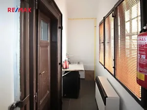 Pronájem kanceláře, Kolín, Jiráskovo náměstí, 45 m2