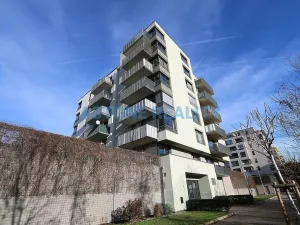 Pronájem bytu 2+kk, Praha - Vysočany, Sousedíkova, 60 m2