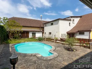 Prodej vícegeneračního domu, Praha - Újezd nad Lesy, Starokolínská, 510 m2