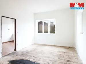 Prodej bytu 2+1, Újezd pod Troskami, 65 m2