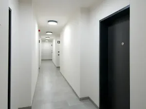 Pronájem bytu 2+kk, Praha - Prosek, Čakovická, 55 m2