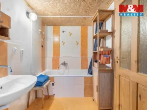 Prodej chalupy, Volfartice, 179 m2