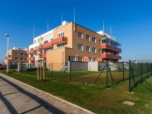 Pronájem bytu 2+kk, Praha - Kyje, Federova, 39 m2