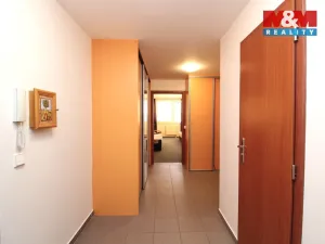 Pronájem bytu 3+kk, Praha, Petržílkova, 87 m2